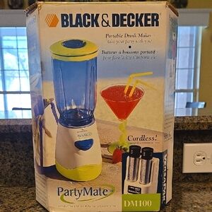Black & Decker PartyMate Cordless Drink Maker - Blue Green and White